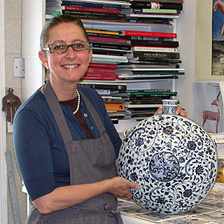 Osnat Hecht – Ceramics, Enamel & Glass Repairs